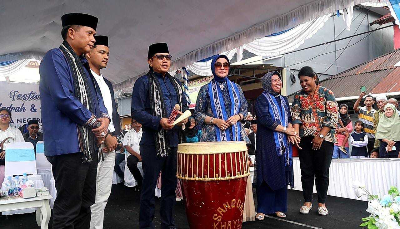 SEKDA BUKA KEGIATAN HADRAH & KARNAVAL BUDAYA NEGERI BATU MERAH