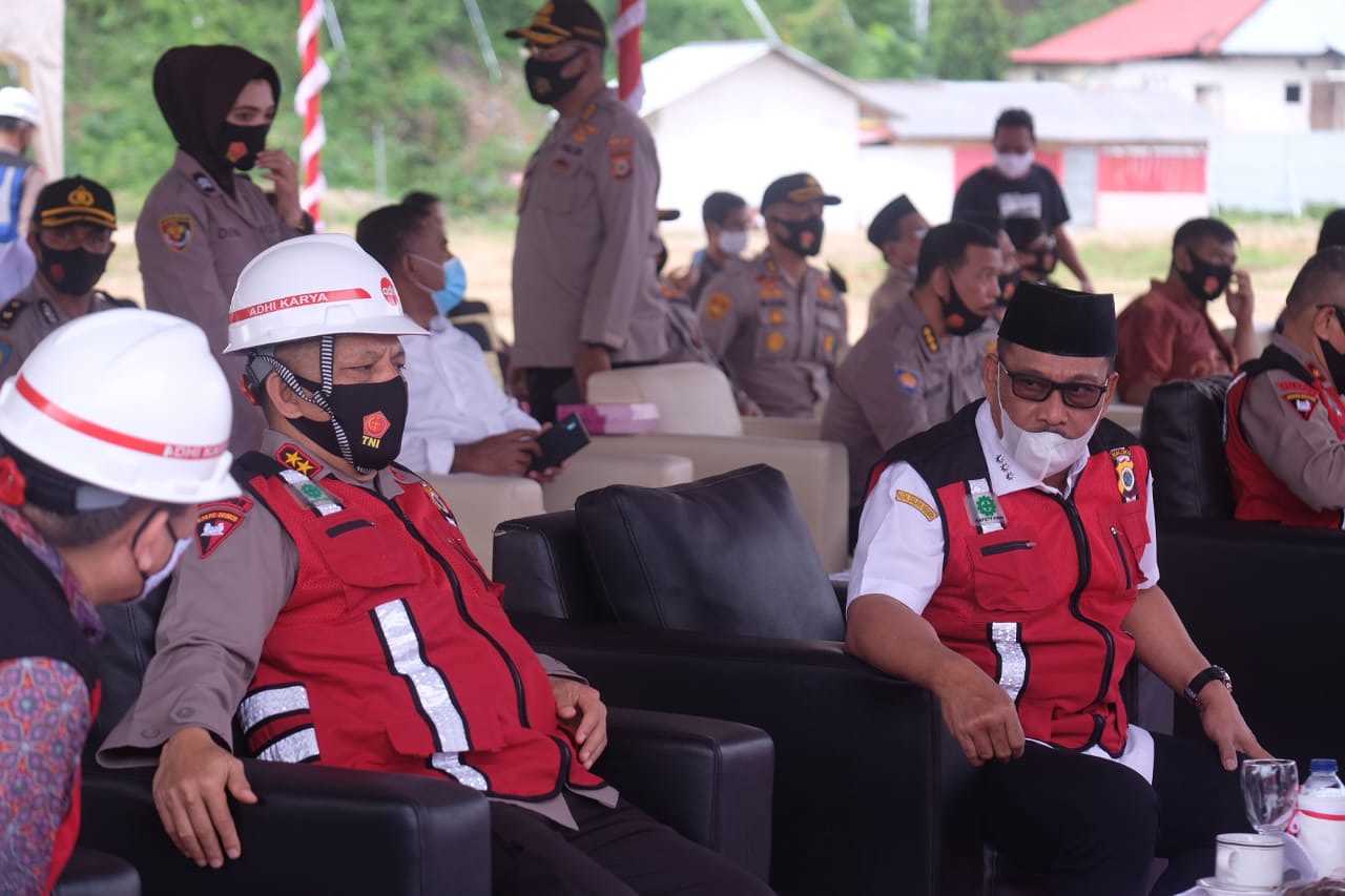 Gubernur Hadiri Pemancangan Tiang  Kantor Polda Maluku