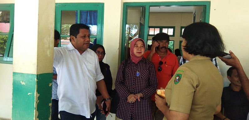 Ketua DPRD Maluku Bersama Rombongan Tinjau SMA Siwalima Ambon