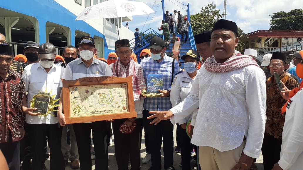 KMP Bahtera Nusantara 02 Berlayar Perdana Rute Ambon - Banda dan Tual