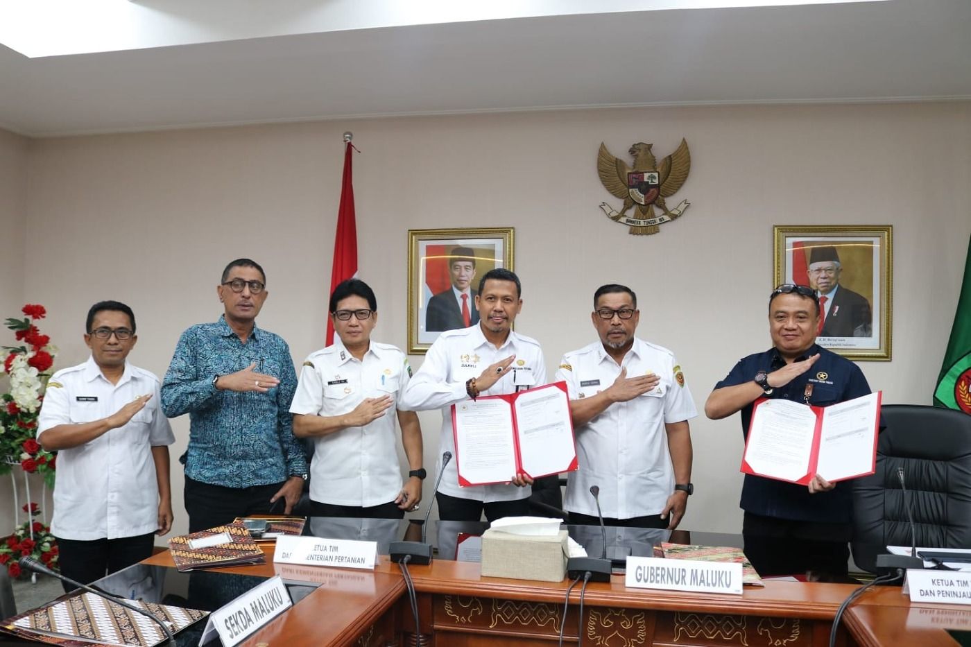 TAUDA : SATYALENCANA WIRAKARYA GUBERNUR MALUKU MELALUI PROSES  VERIFIKASI DAN TINJAUAN LAPANGAN OLEH TIM SETMIL PRESIDEN