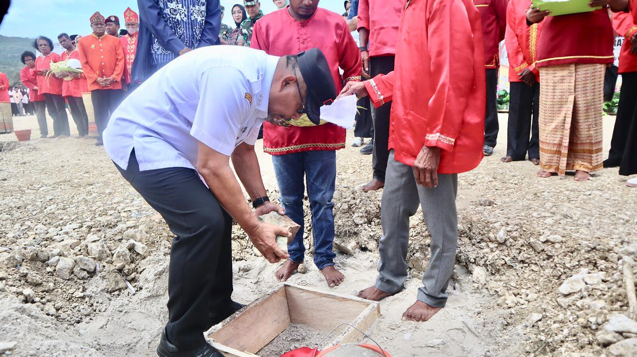 GUBERNUR MI HARAP PEMBANGUNAN RS PRATAMA MTH ELAT DAPAT TINGKATKAN KUALITAS PELAYANAN KESEHATAN DI MALRA