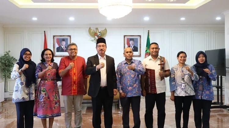 Terima Audiensi Ombudsman RI Maluku, Gubernur Hendrik Lewerissa Tegaskan Komitmen Tingkatkan Kualitas Pelayanan Publik