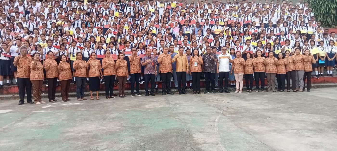 Hadiri MPLS SMA Negeri 4 Ambon,  Ini Harapan Pj Walikota Ambon