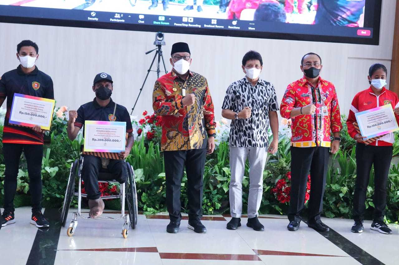 Pemprov Maluku Beri Bonus kepada Atlet Berprestasi di Ajang PON XX dan PEPARNAS XVI Papua Tahun 2021