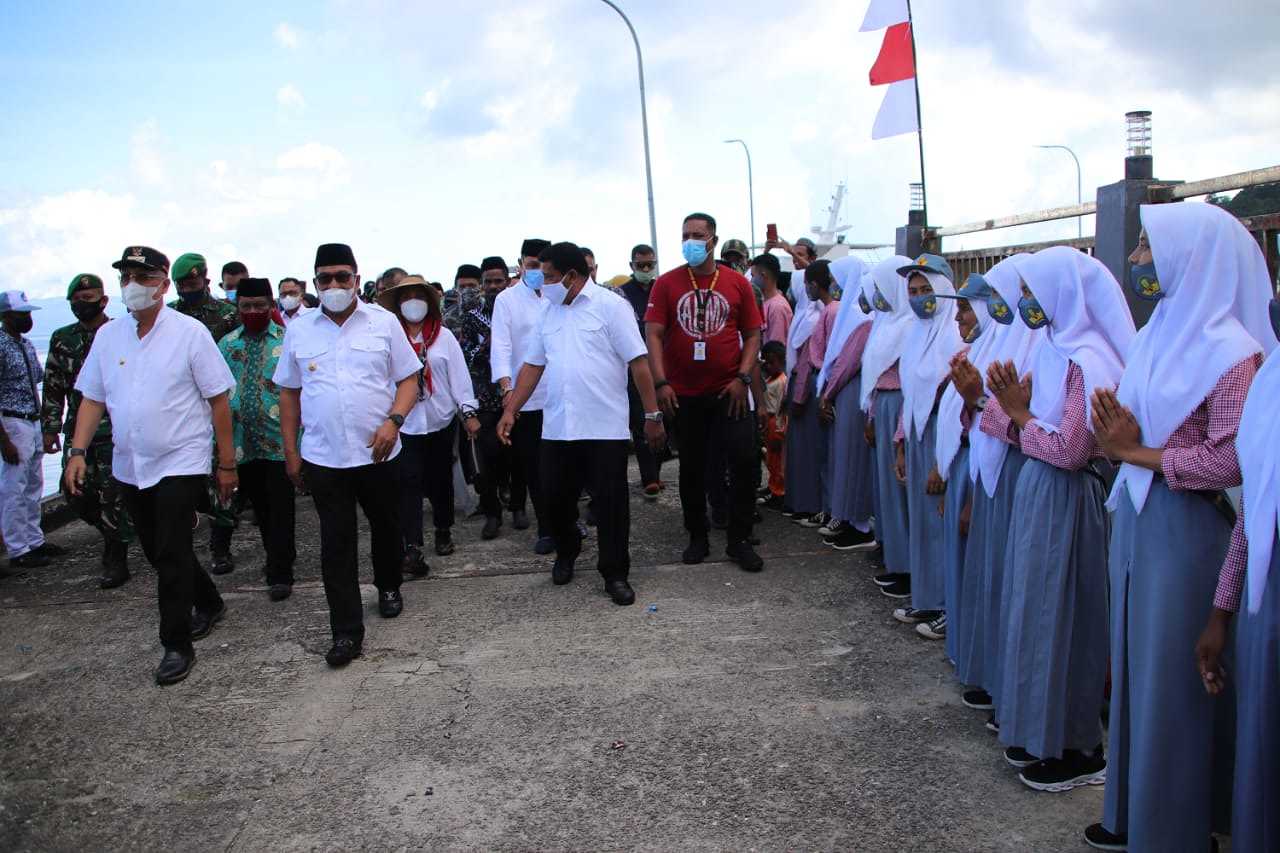 Kunker Ke Kec Ambalau, Gubernur Maluku Serap Aspirasi Masyarakat