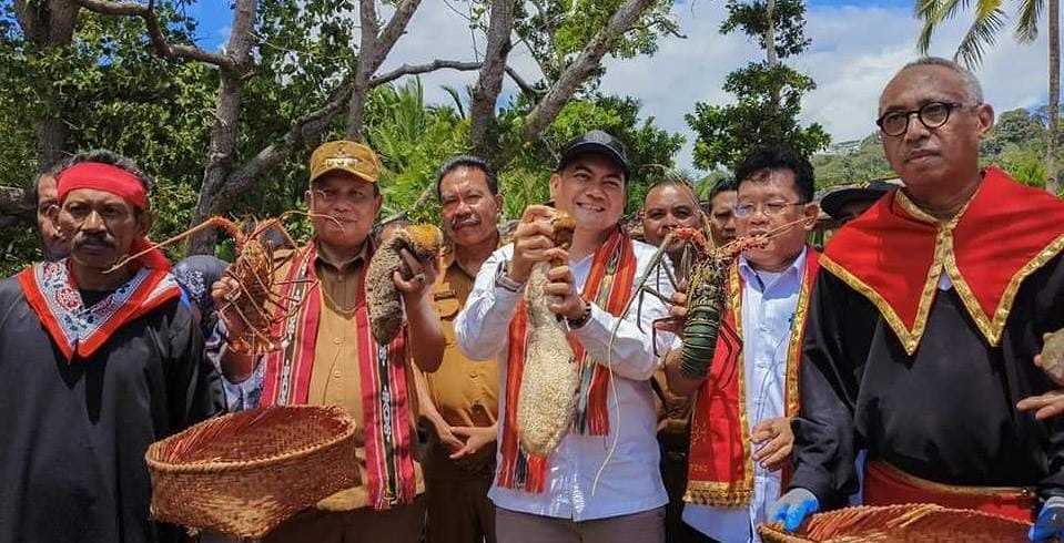 Wattimena Buka Sasi Laut Negeri Rutong