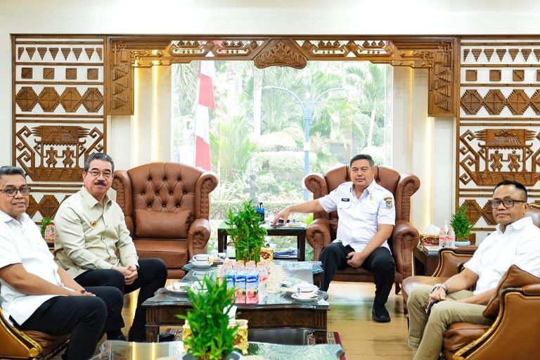 Gubernur Maluku Pastikan Sengketa Tapal Batas Malteng-SBB Temukan Titik Terang