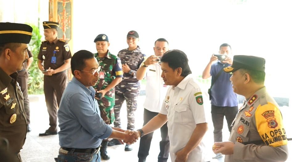 SEKDA SAMBUT KEHADIRAN WAKIL JAKSA AGUNG RI DI MALUKU