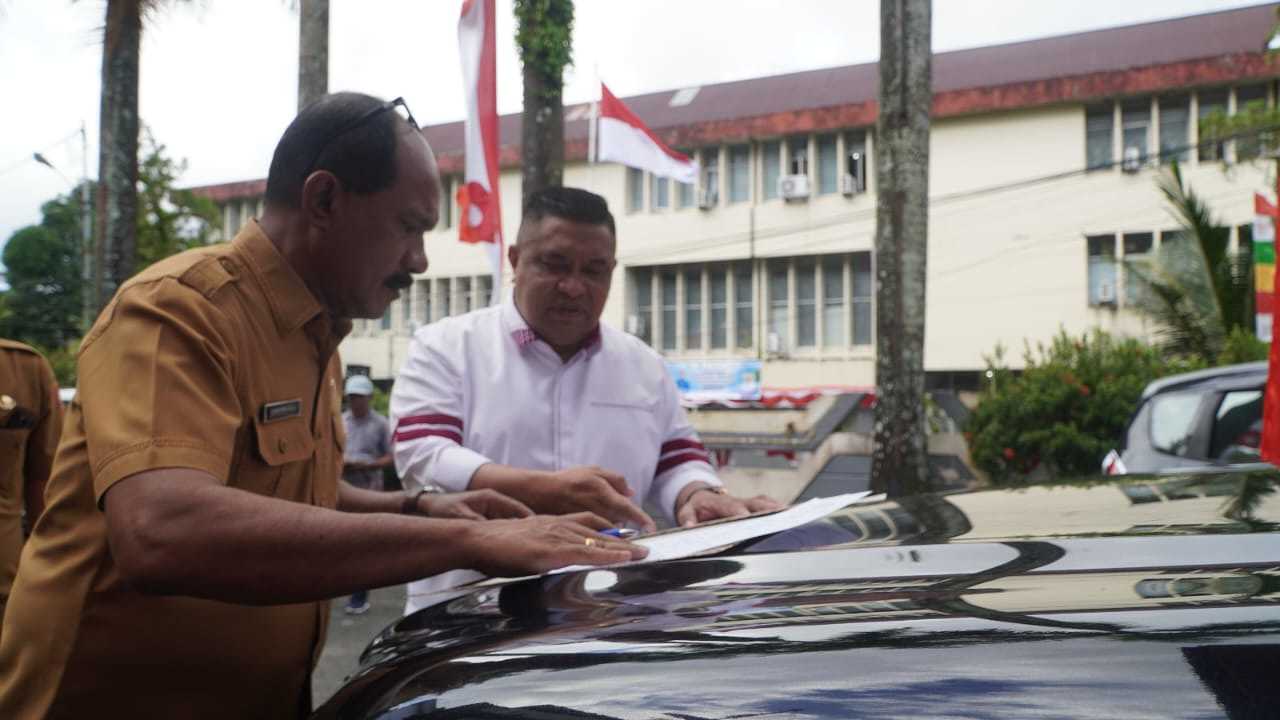 Dua Mobil Dinas, Dikembalikan Mantan Sekot Ambon 