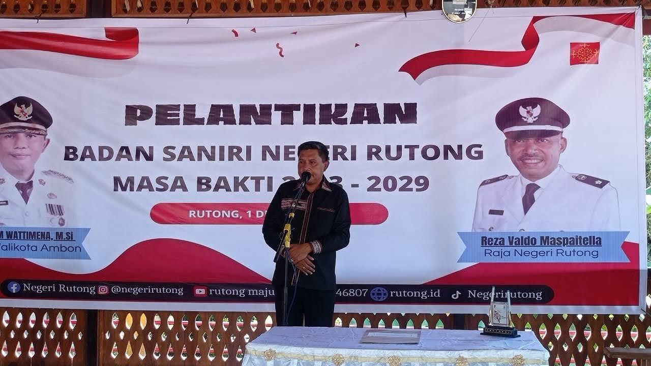 Pj. Walikota Lantik Badan Saniri Negeri Rutong