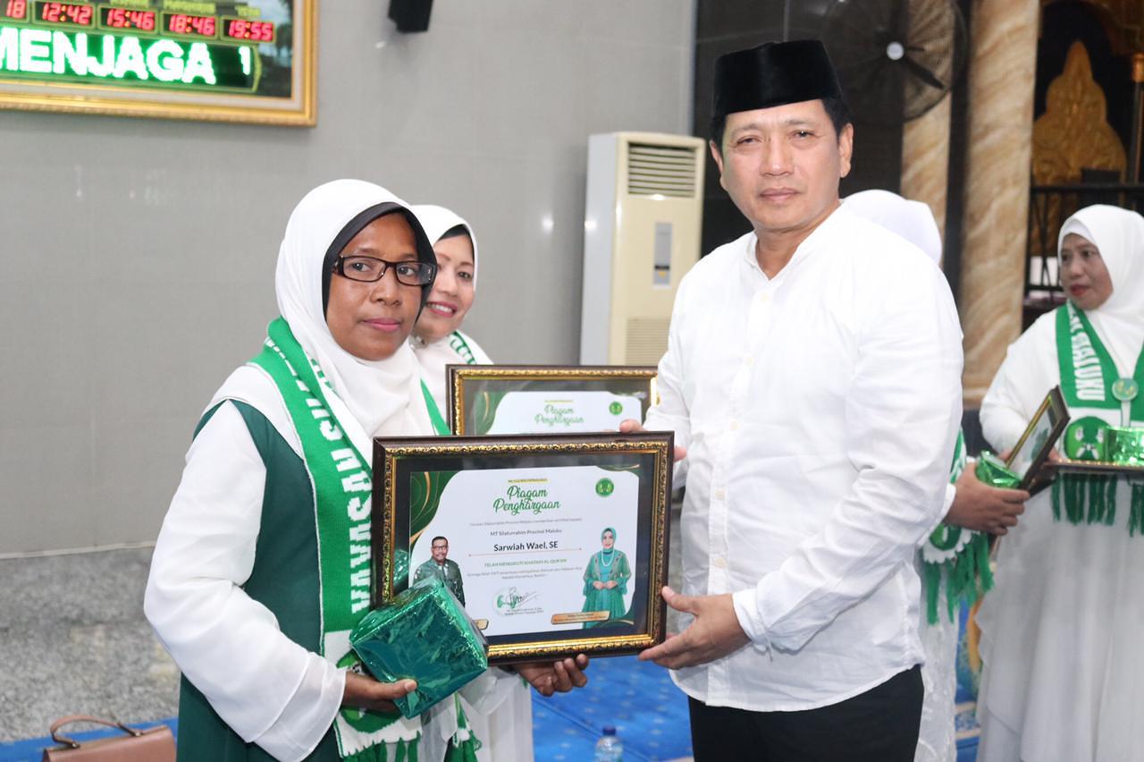 Hadiri Acara Khatam Al'Quran Yayasan Silaturahim, Sekda Sampaikan Pesan Gubernur Murad,  Al'Quran Penting Dimaknai dan Diamalkan