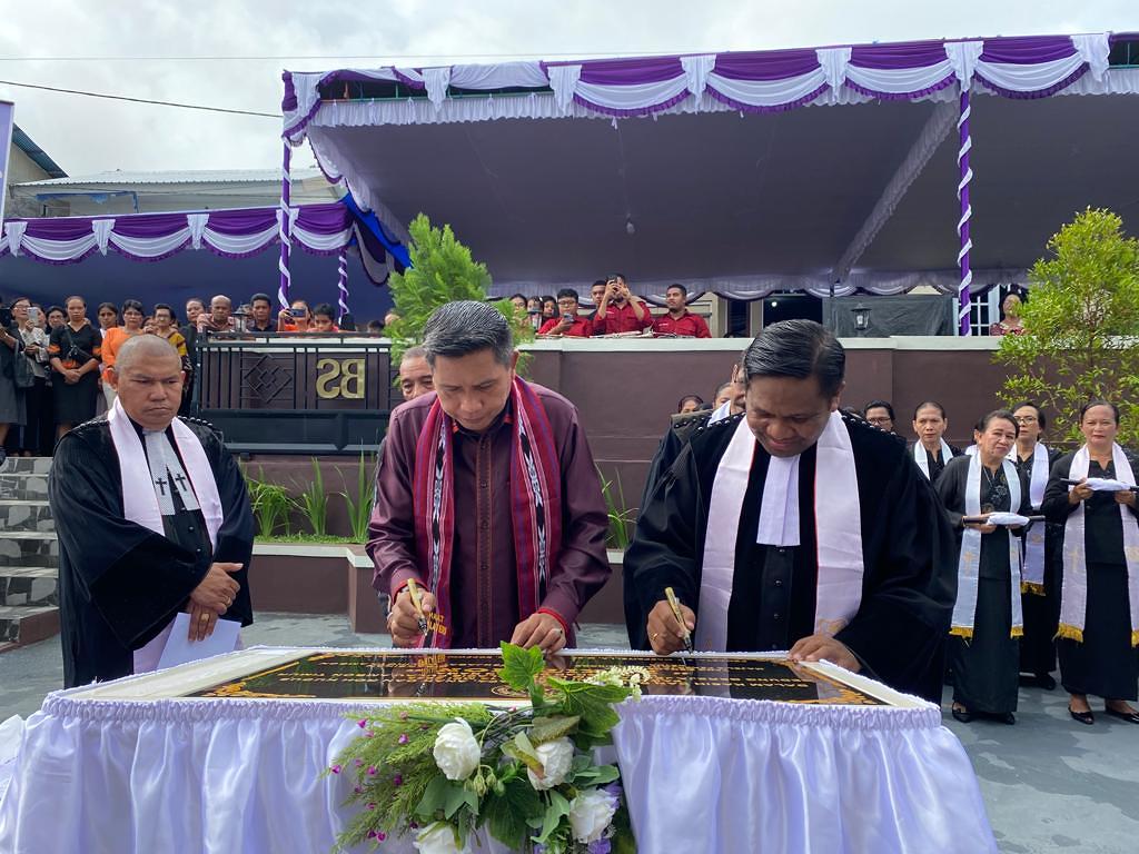 Gedung Gereja Bukit Sion  Jemaat GPM Lateri Diresmikan