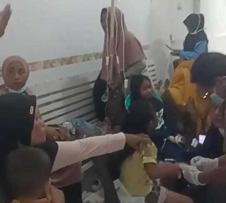 Tragedi MBG di Kairatu: Ratusan Siswa Keracunan,  DPRD SBB Tuntut Sanksi Berat