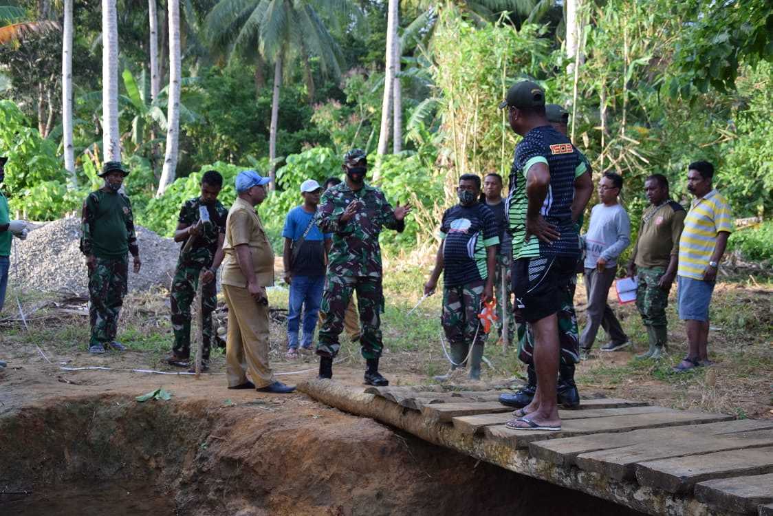 Dandim 1503/Tual Tinjau Lokasi Sasaran Fisik TMMD  Ke-110 TA.2021