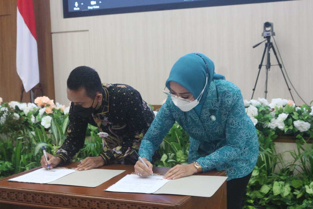 TP-PKK Maluku - KPU Provmal Tandatangani MoU Peduli Pemilu