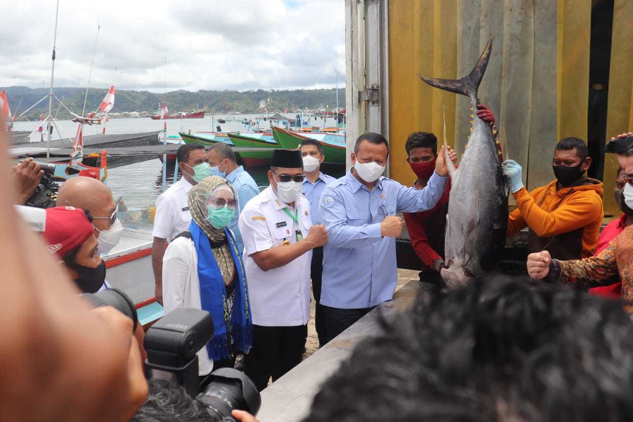 Gubernur Beberkan Sejumlah Kendala Kelola Potensi Laut Maluku