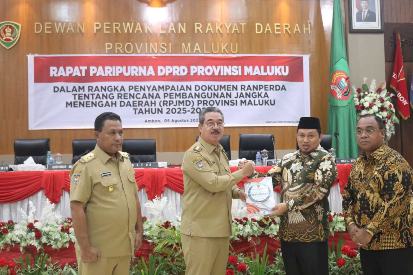 DPRD Maluku Menggelar Rapat Paripurna  Dalam Rangka Penyampaian Ranperda RPJMD 2025-2029