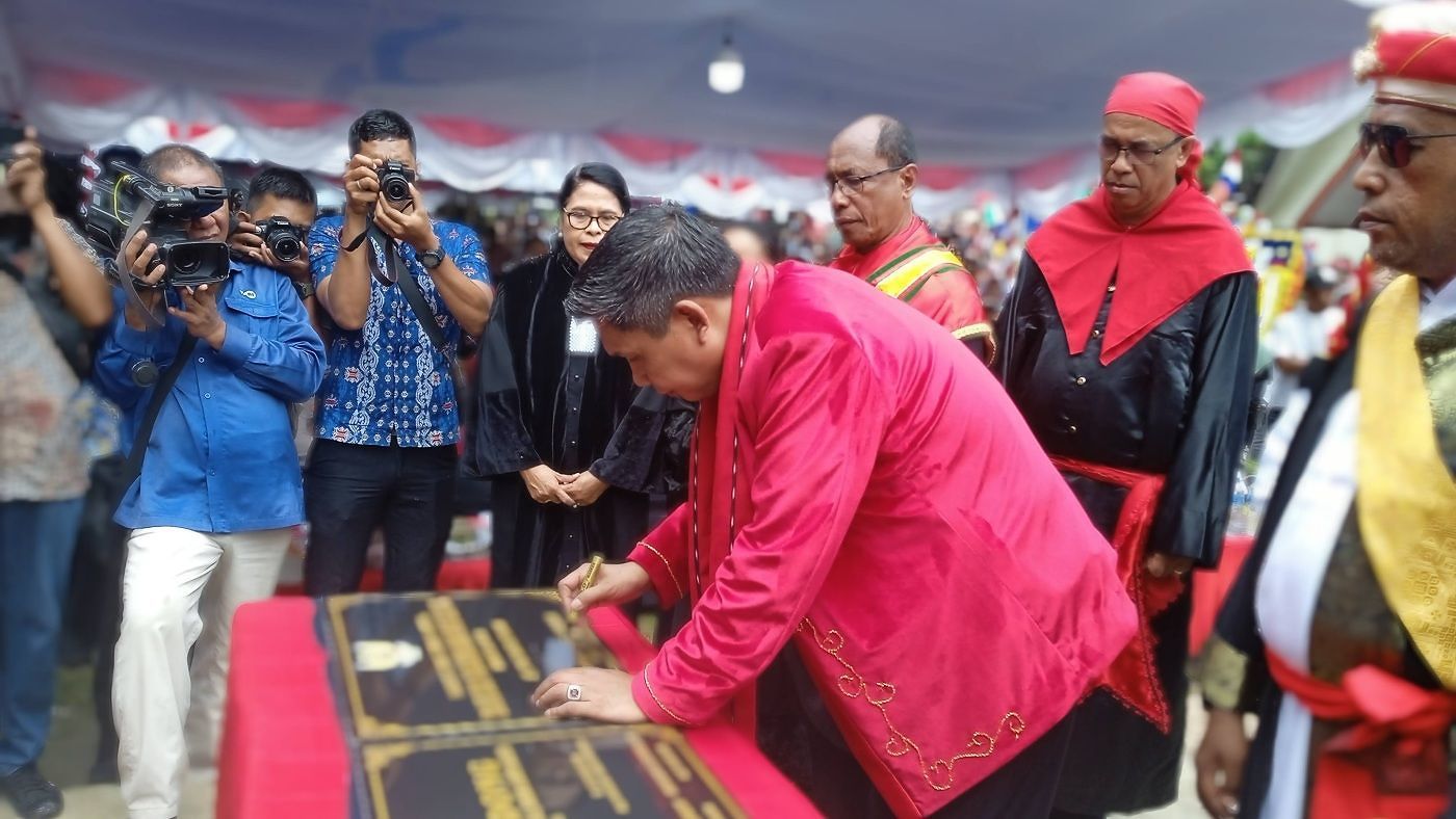 PJ. Walikota Bodiwin Wattimena Membuka Panas Pela Dua Negeri Galala Dan Hitu Lama