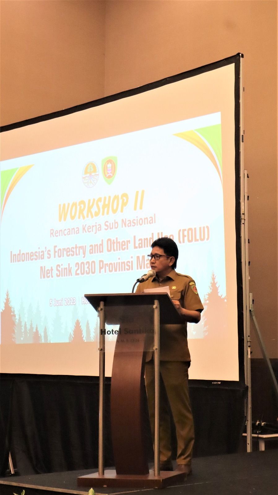 Sekda Buka Workshop II Rencana Kerja Sub Nasional  Indonesia's Folu Net  Sink  2030