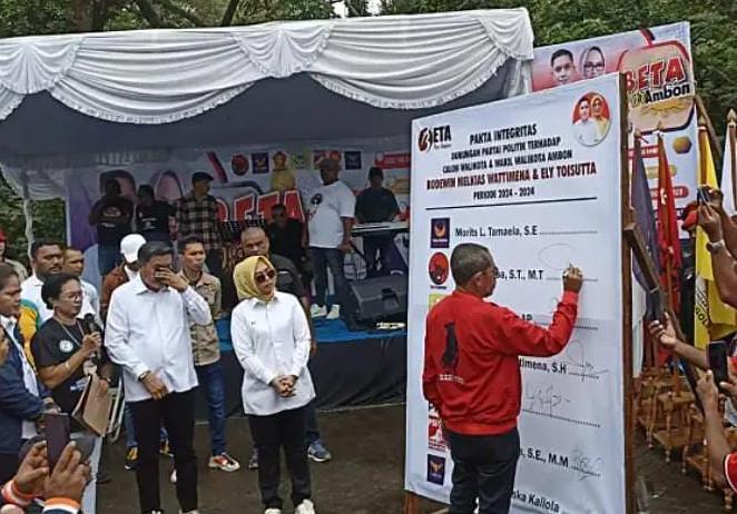 Pasangan Beta Gelar Deklarasi dan Teken Pakta Integritas