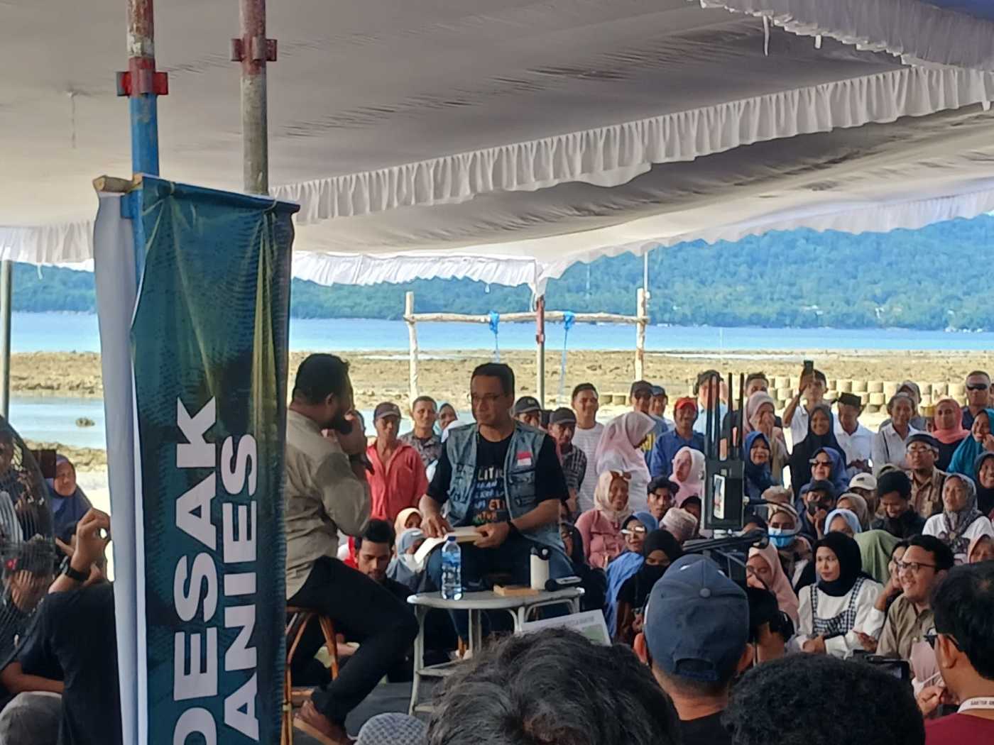 Anes Janji,  Ambon Di Jadikan Sebagai Pusat  Industri Perikanan Indonesia