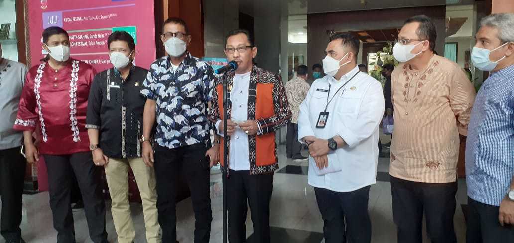 Turunkan Angka Kemiskinan, Pemda Maluku dan  Jatim Tandatangan Kerjasama