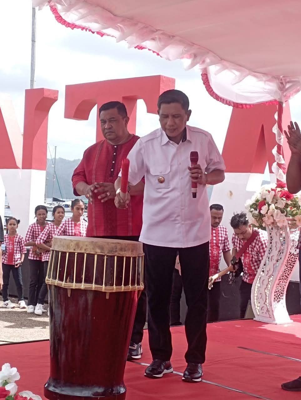 Penataan Pantai Wainitu Sebagai Tempat Interaksi Sosial  : Juga Sebagai Tempat Usaha (UMKM)