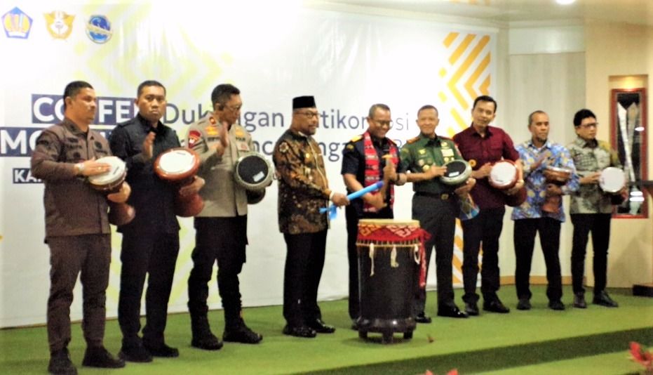 GUBERNUR MI BUKA COFFE MORNING DUKUNGAN ANTIKORUPSI DAN PENCANANGAN WBBM