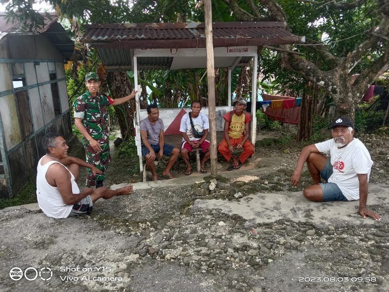 Kodim 1504/Ambon : Budayakan Silaturahmi Koramil 1504-08/Nusalaut Ciptakan Situasi Yang Damai Di Wilayah