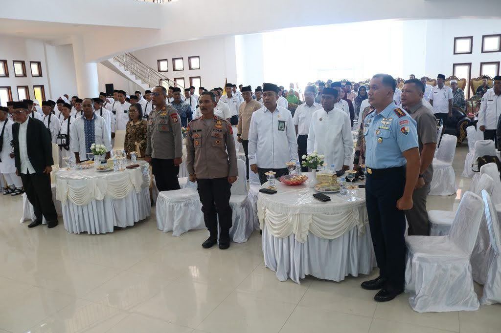 Letkol. Pas M. Junaidi.SH Bersama Forkopimda Kota Tual” Pelepasan Jemaah Haji Ke Tanah SUCI.