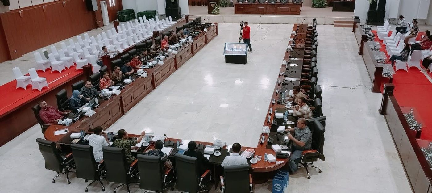 Badan Legislasi DPRD Maluku bahas Rancangan Peraturan Daerah (RanPerda) Ketenagakerjaan