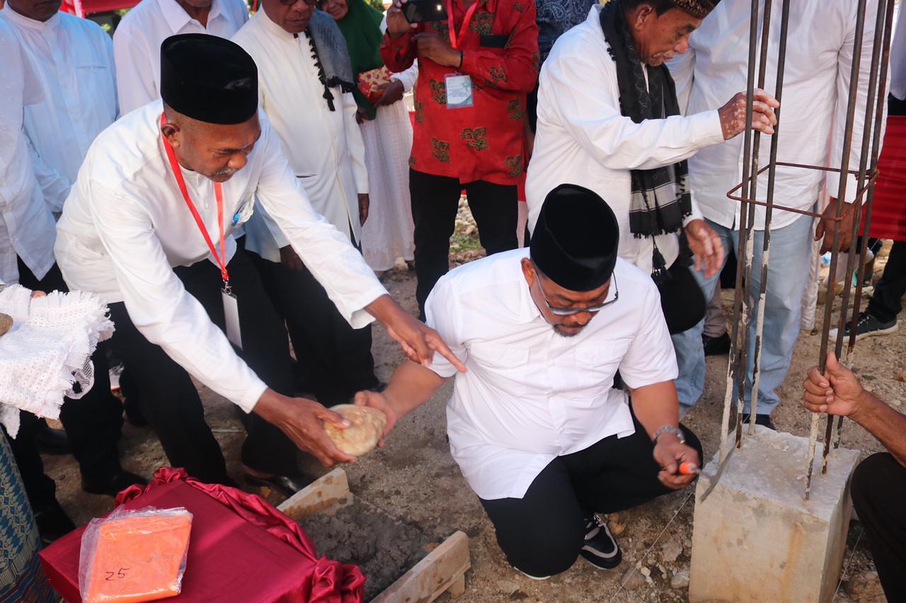 Gubernur Murad Tujuan Batu Pertama Pembangunan Masjid Nurul Ikhlas