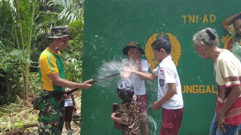 Pasukan Ajusta Bangun Fasilitas Air Bersih di Ohoi Tutrean