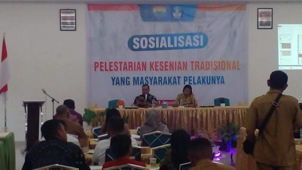 Disdikbud Gelar Sosialisasi Pelestarian Kesenian Tradisional.