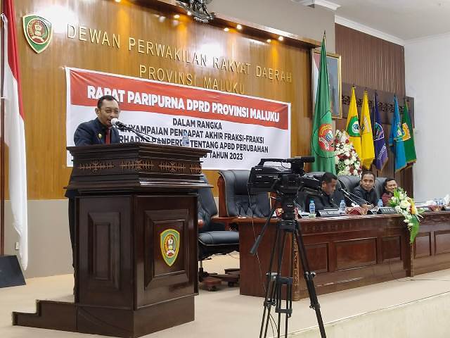 Paripurna Penyampaian Pendapat Akhir fraksi-fraksi Terhadap Ranperda Tentang APBD Perubahan Provinsi Maluku TA 2023 Dihadiri Wakil Gubernur