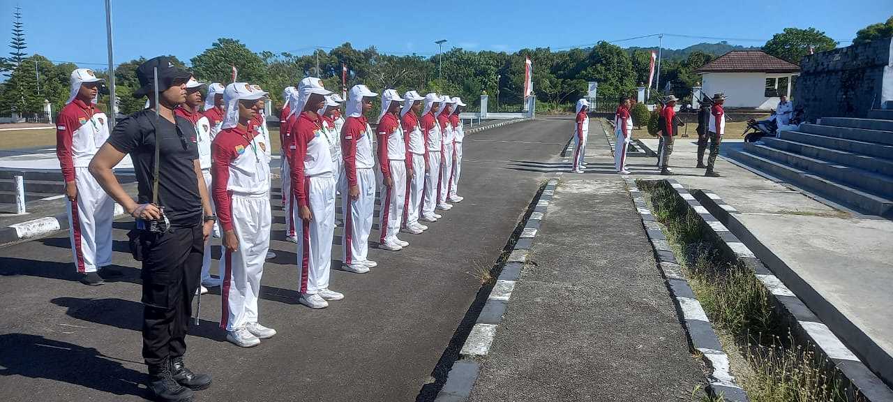 Polres SBB Dan Kodim Latih Paskibraka