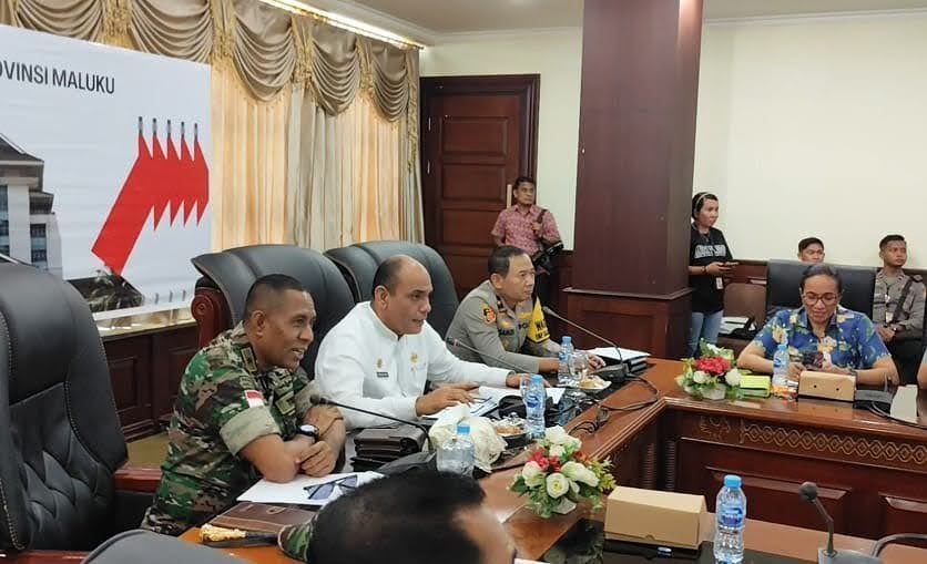 JELANG KUNKER PRESIDEN JOKOWI, PEMPROV GELAR RAPAT PERSIAPAN