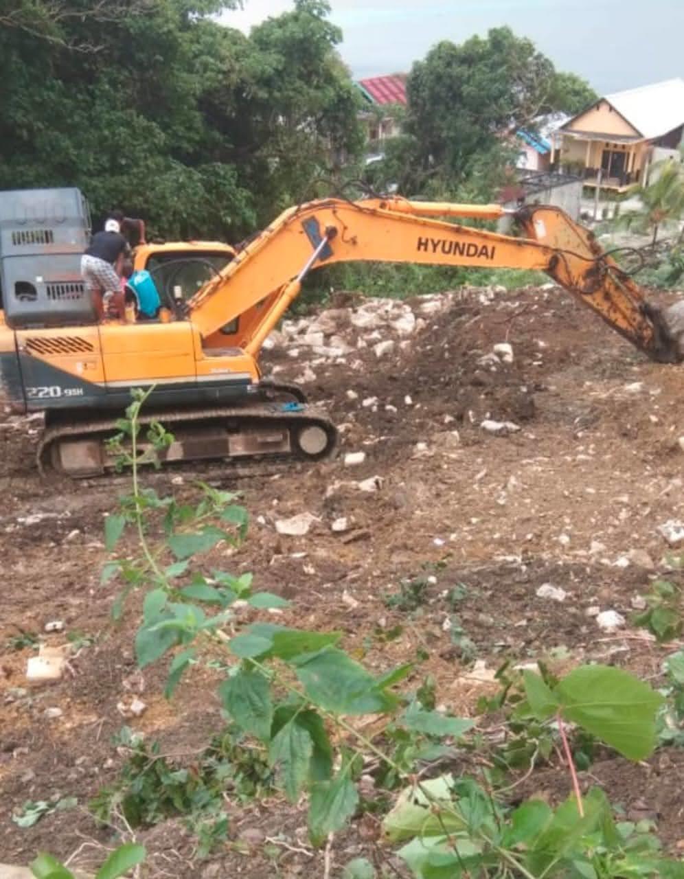 PERMUDA AKSES WARGA, PEMO MUN NGURDITWAIN BANGUN JALAN MASUK KAMPUNG