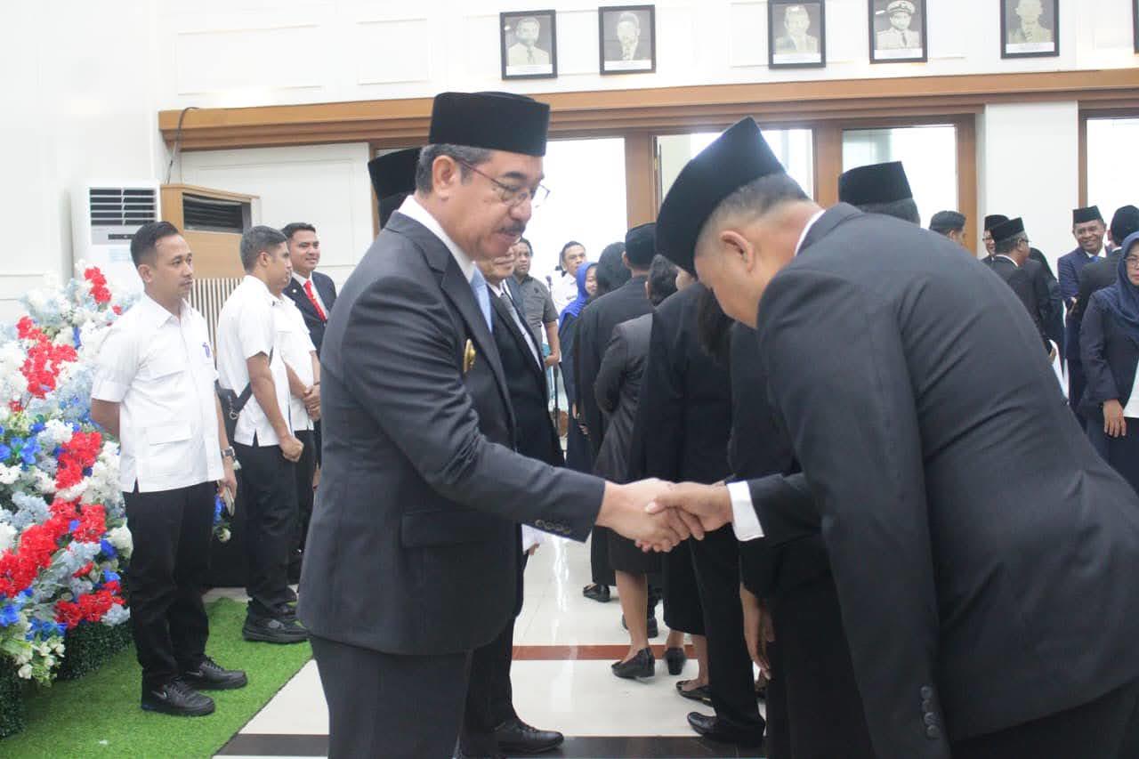 Gubernur Maluku Lantik 242 Pejabat, Tegaskan Integritas dan Birokrasi Profesional