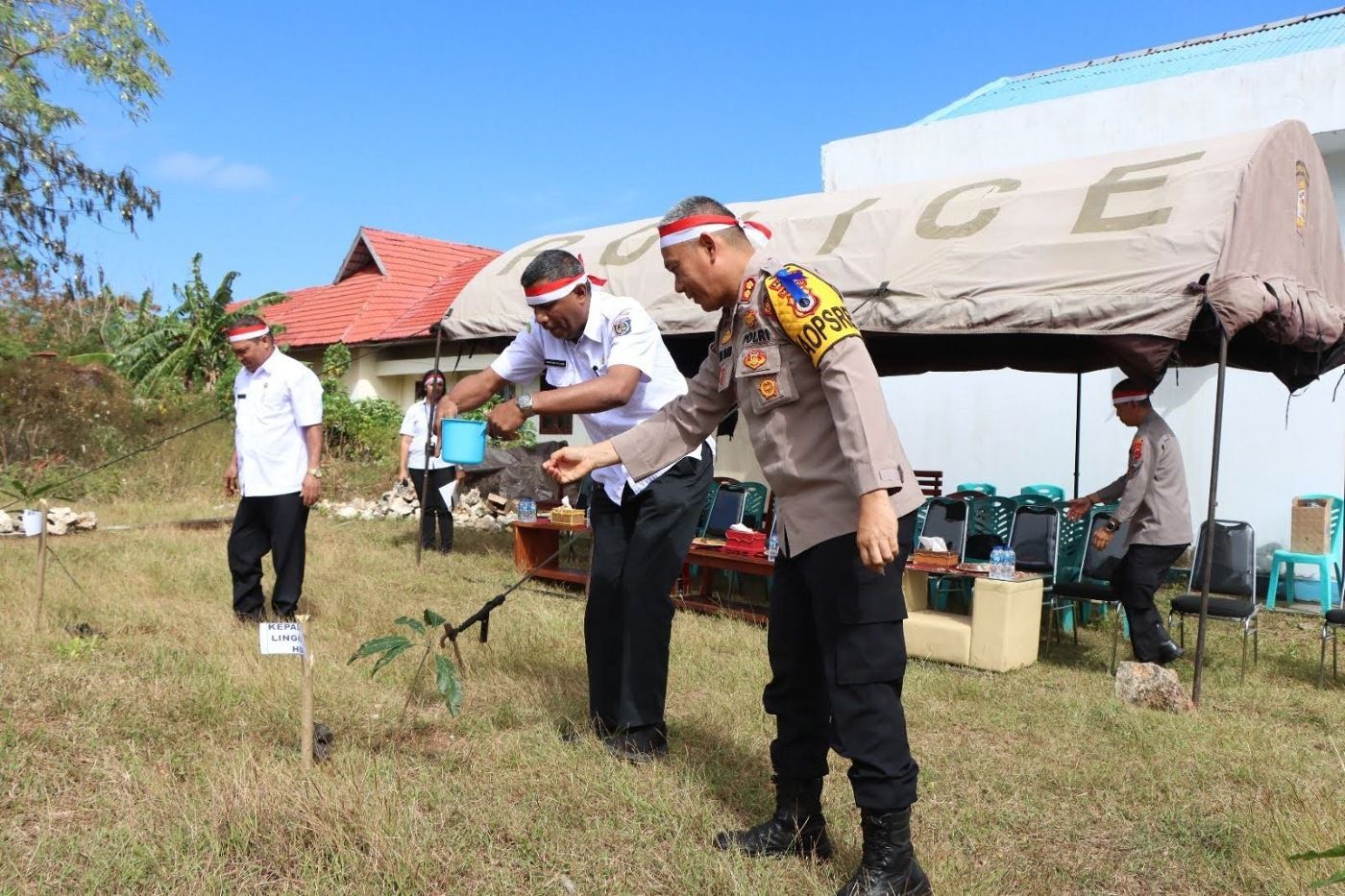 Jaga Lingkungan Tetap Asri, Polres Kepulauan Tanimbar Tanam Pohon