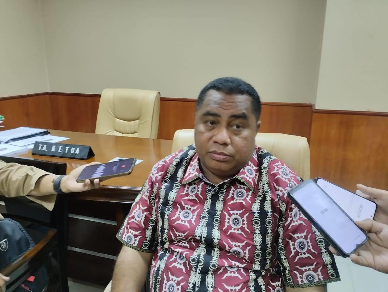 Afifudin-Sarimanella Nahkodai Pansus DPRD LKPJ  Gubernur Maluku 