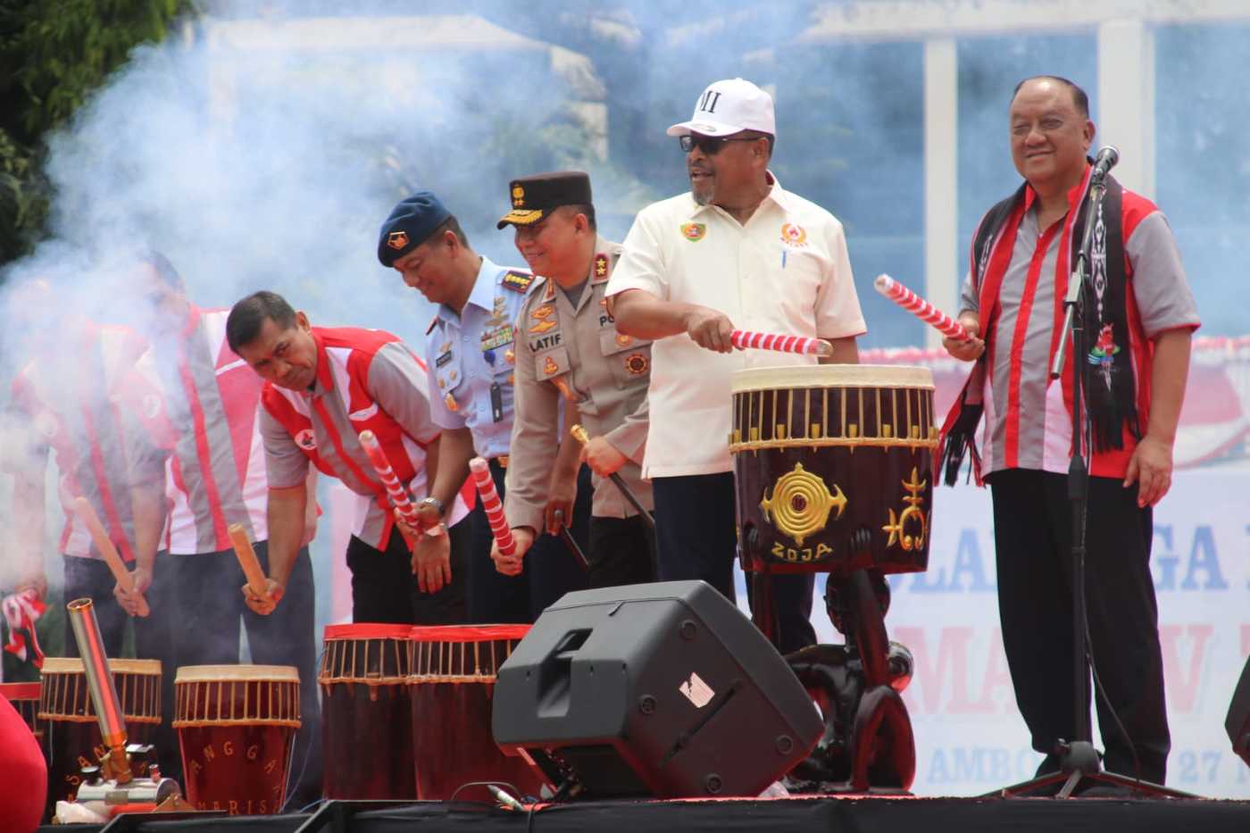 PEKAN OLAHRAGA PROVINSI MALUKU KE-IV DI KOTA AMBON RESMI DIBUKA