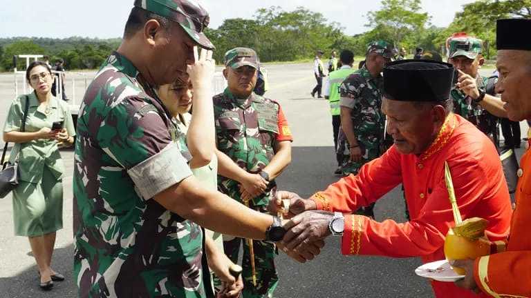 Danrem 151/Binaiya Kunker ke Pulau Kei