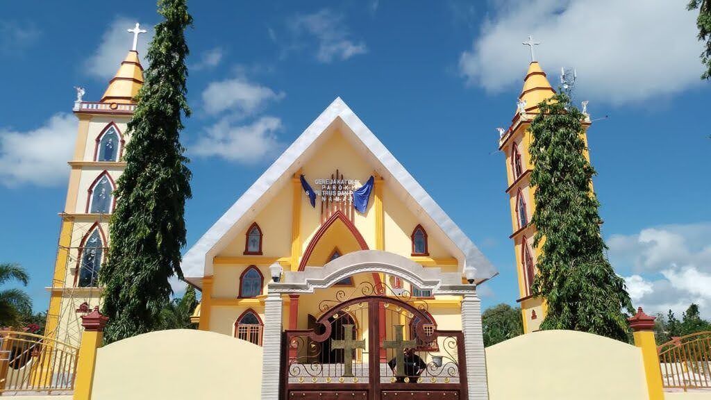 Gedung Gereja St.Petrus Paulus Namar Siap Diresmikan Bupati Malra