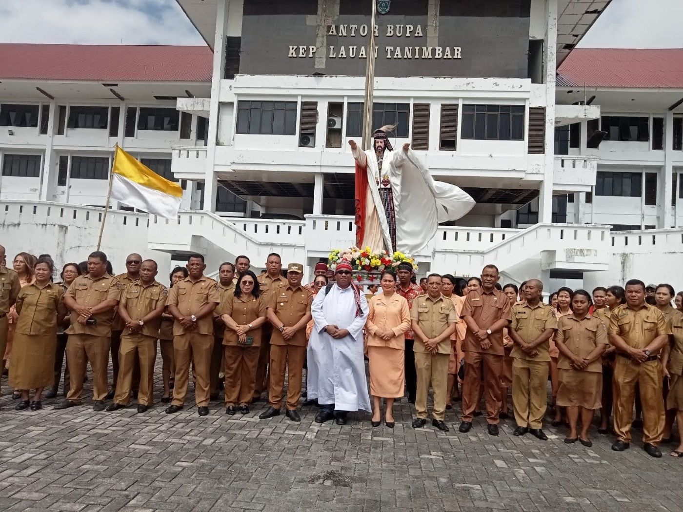 Hadiri Sertijab Antar Waktu DWP, Ini Pesan Pj.Bupati KKT