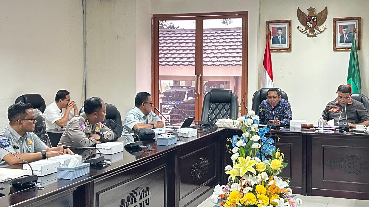 *Tim Pembina SAMSAT Provinsi Maluku hadiri Rapat Pembahasan Dana Hibah di Komisi III DPRD Provinsi Maluku*