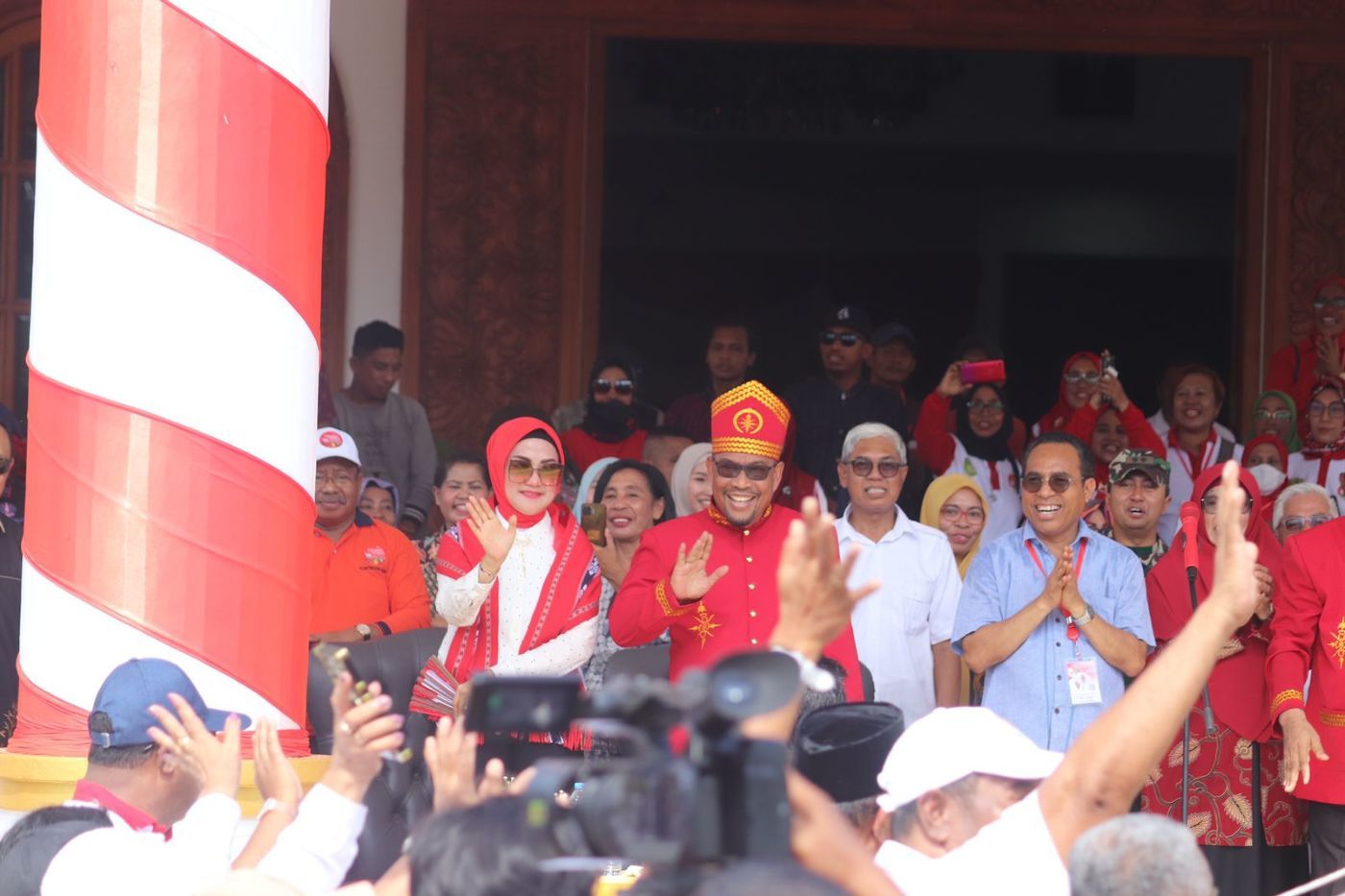 Gubernur Murad Ismail Kembali Dianugerahi Gelar Adat Badingil Mas, Pengendali Arah di Kehidupan Masyarakat Kei