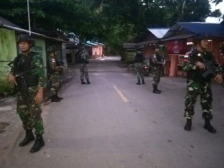 Pasca Pertemuan Rekonsiliasi, Satgas Yonarmed 1 Kostrad Gencarkan Pengamanan Di Negeri Pelauw