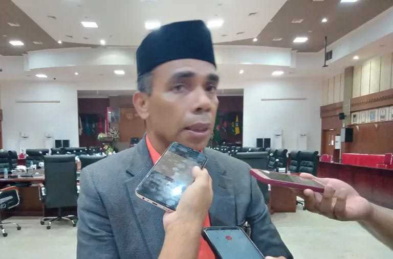 Komisi I DPRD Provinsi Maluku Menggelar Rapat membahas Lahan Batu Merah